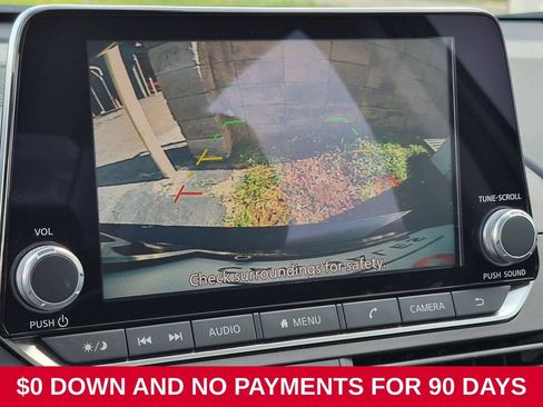 Used 2025 Nissan Altima 2.5 SR FWD image 17