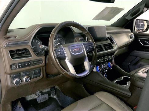 Used 2021 GMC Yukon SLT w/ SLT Luxury Plus Package AWD/4WD image 14