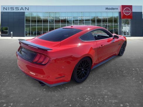 Used 2017 Ford Mustang GT Premium w/ Equipment Group 401A RWD image 3