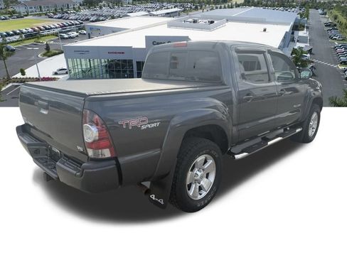 Used 2013 Toyota Tacoma 4x4 Double Cab image 4