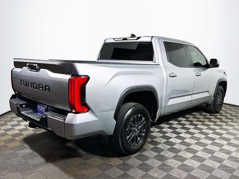 Used 2025 Toyota Tundra SR5 w/ SR5 Convenience Package AWD/4WD image 8