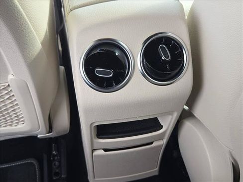 Certified 2021 Mercedes-Benz GLB 250 image 15