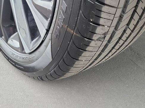 Certified 2025 MAZDA CX-50 AWD 2.5 S w/ Premium Plus Pkg image 32