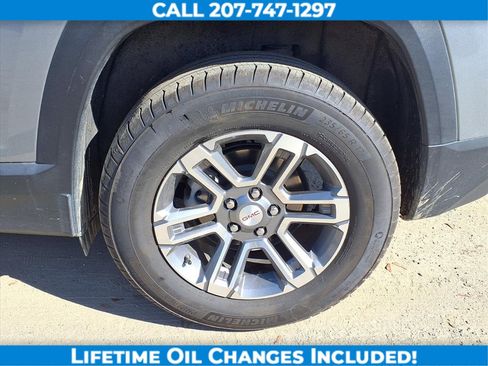 Used 2025 GMC Terrain Elevation image 10