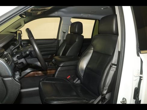 Used 2015 Chevrolet Tahoe LT AWD/4WD image 16