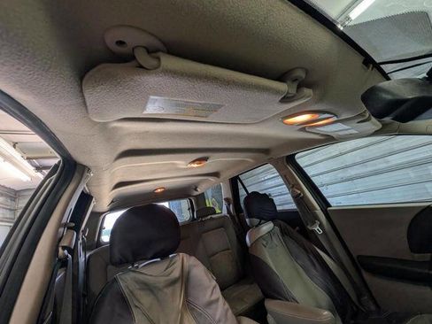 Used 2004 Saturn Vue 2WD V6 image 31