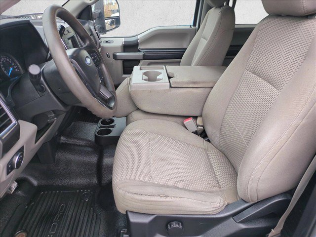 Used 2018 Ford F350 XLT w/ Camper Package AWD/4WD image 15