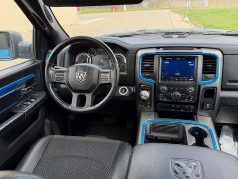 Used 2018 RAM 1500 Sport w/ Hydro Blue Sport Package AWD/4WD image 27
