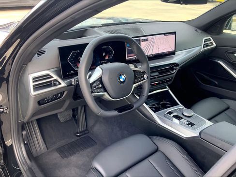 Certified 2025 BMW 330i Sedan image 17