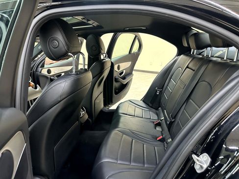 Used 2018 Mercedes-Benz C 300 Sedan image 27
