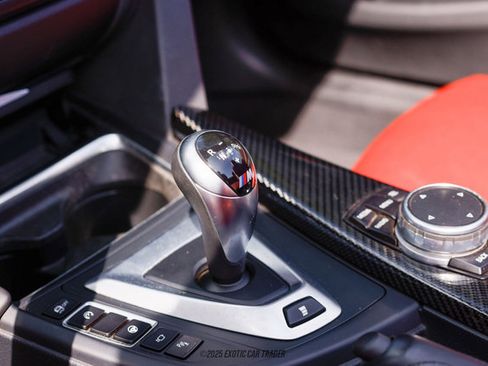 Used 2015 BMW M4 Convertible image 54