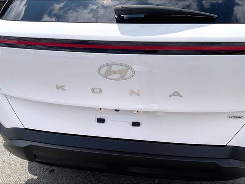 Used 2024 Hyundai Kona SEL AWD/4WD image 27
