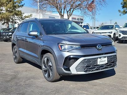 New 2025 Volkswagen Taos SE