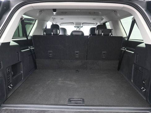 New 2026 Lincoln Navigator L Premier AWD/4WD image 35