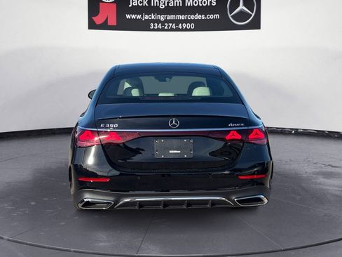 New 2026 Mercedes-Benz E 350 4MATIC Sedan image 4