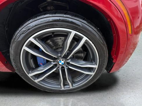 Used 2015 BMW X6 M image 17
