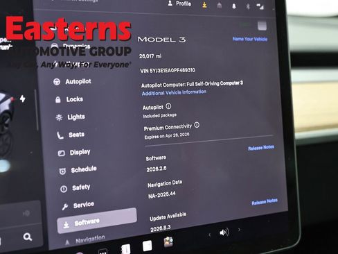 Used 2023 Tesla Model 3 Standard Range image 15