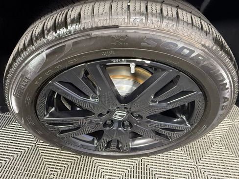 Used 2021 Honda Pilot Black Edition image 12