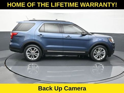 Used 2019 Ford Explorer XLT w/ Equipment Group 202A FWD image 7