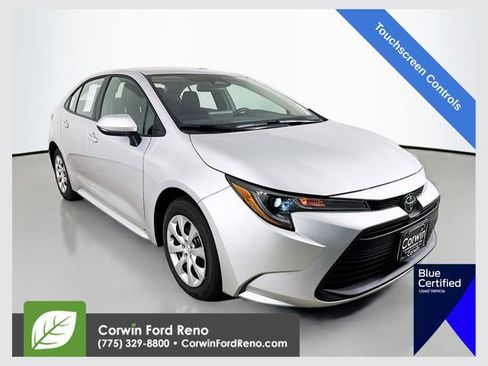 Used 2025 Toyota Corolla LE image 1