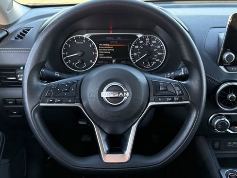 Used 2024 Nissan Sentra SV image 12