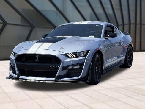 Used 2022 Ford Mustang Shelby GT500 w/ Technology Package RWD image 4