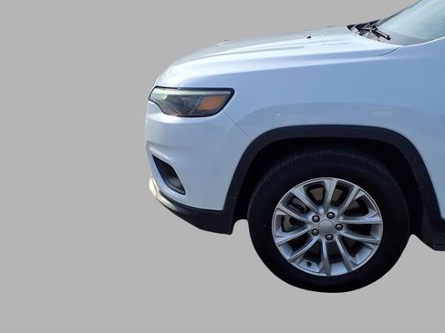 Used 2019 Jeep Cherokee Latitude w/ Popular Appearance Group image 20