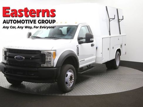 Used 2017 Ford F550 2WD Regular Cab Super Duty image 55