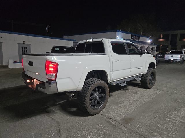 Used 2016 Toyota Tacoma SR5 w/ SR5 Appearance Package (SN) RWD image 3