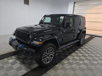Used 2024 Jeep Wrangler High Altitude video 2