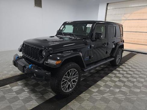 Used 2024 Jeep Wrangler High Altitude image 2