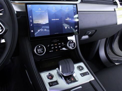New 2026 Jaguar F-PACE R-Dynamic S AWD/4WD image 19