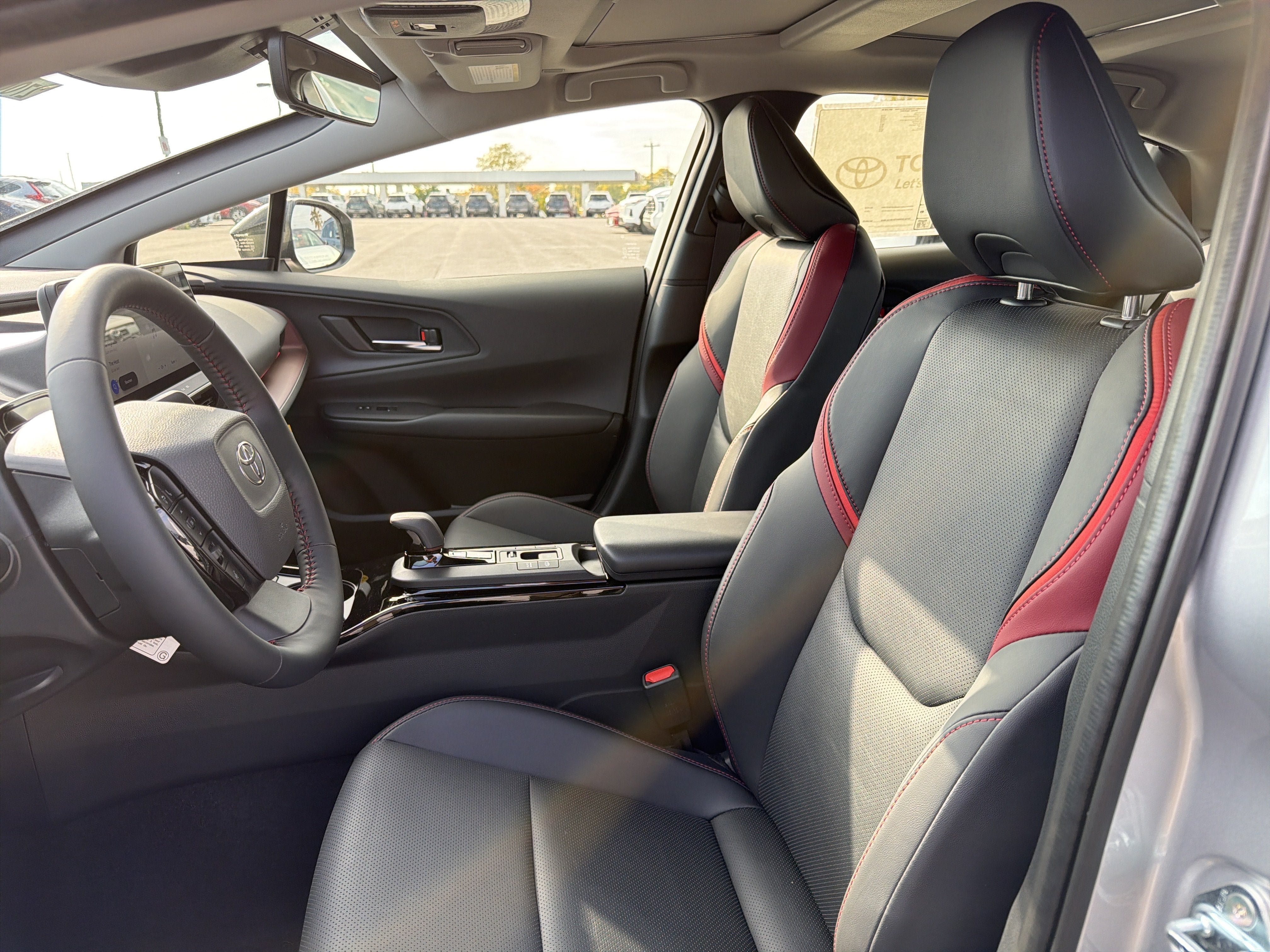 New 2027 Toyota Prius Plug-In Hybrid FWD image 16
