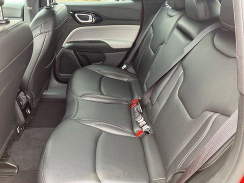 Certified 2025 Jeep Compass Limited image 23