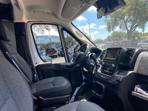 Used 2023 RAM ProMaster 2500 FWD image 4