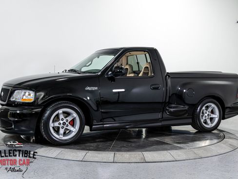 Used 2000 Ford F150 Lightning image 10