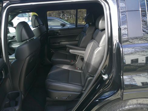 Used 2024 Hyundai Santa Fe Calligraphy image 31