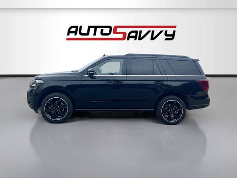 Used 2024 Ford Expedition Limited AWD/4WD image 4