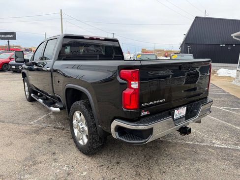 Used 2022 Chevrolet Silverado 2500 LTZ image 3