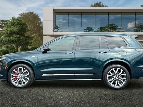 New 2025 Cadillac XT6 Sport image 7