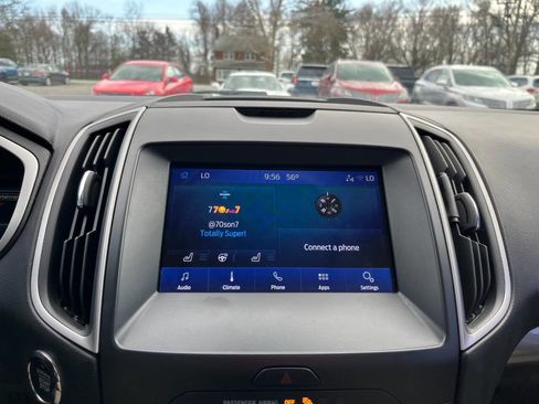 Used 2020 Ford Edge SEL w/ Convenience Package AWD/4WD image 22