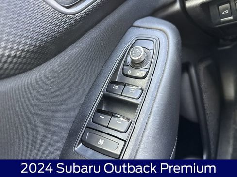 Used 2024 Subaru Outback Premium image 27