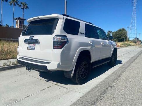 Used 2016 Toyota 4Runner TRD Pro AWD/4WD image 5