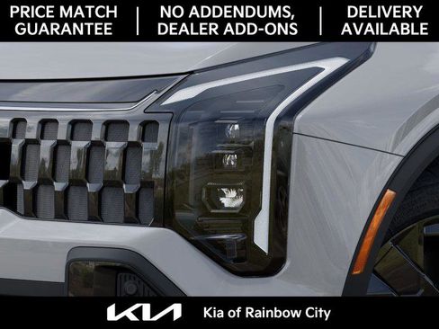 New 2026 Kia Sportage X-Line w/ X-Line Technology Package image 12