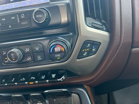 Used 2016 Chevrolet Silverado 2500 High Country w/ Duramax Plus Package AWD/4WD image 32