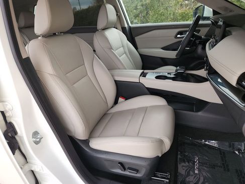 Certified 2023 Nissan Rogue SL w/ SL Premium Package image 15