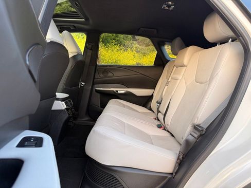 Certified 2023 Lexus RX 350 Premium Plus w/ Accessory Package (Z1) image 18