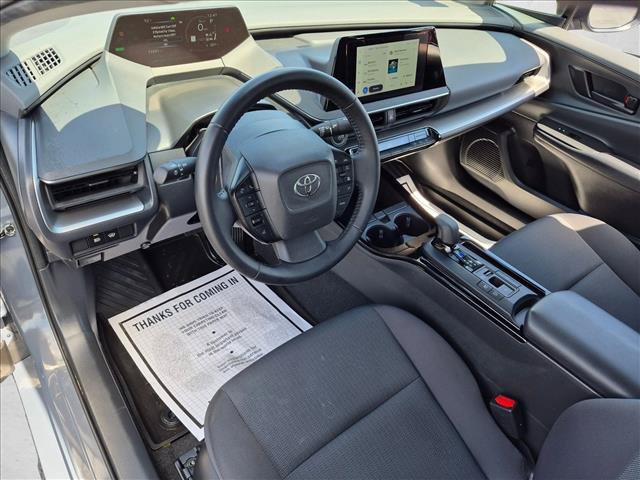 Used 2025 Toyota Prius LE FWD image 10