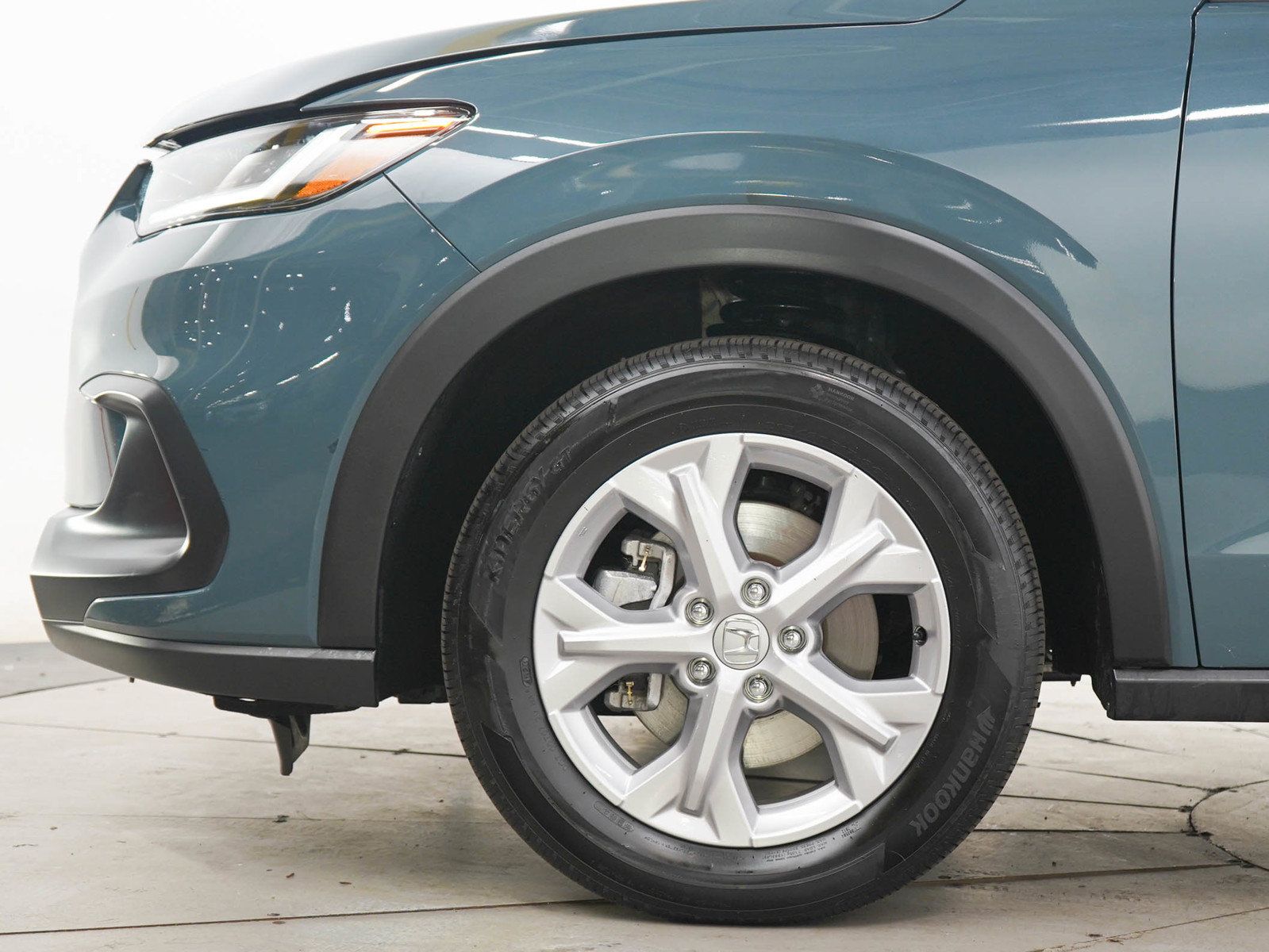 Used 2024 Honda HR-V LX image 27