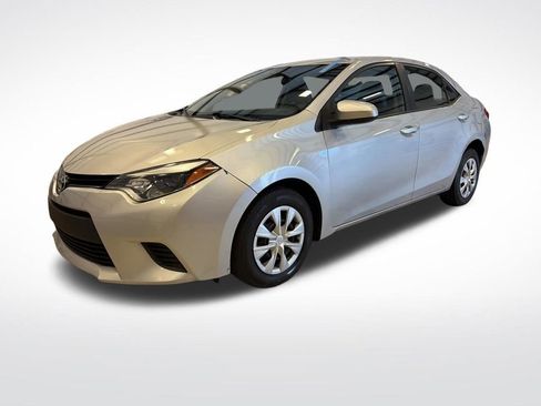 Used 2015 Toyota Corolla L image 1